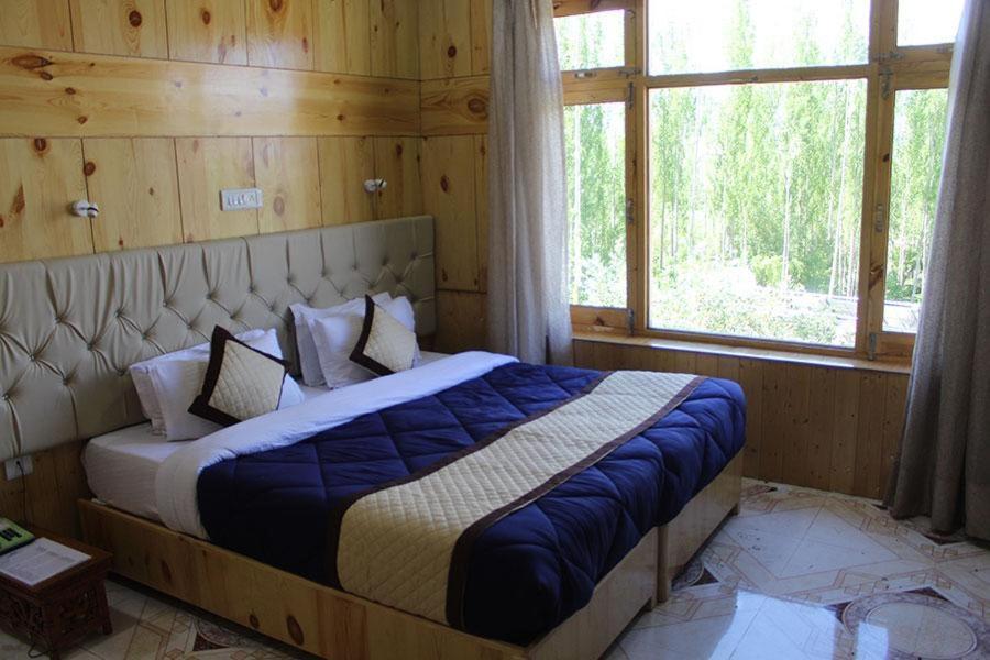 לה Kanishka Hotel Ladakh By Lexstays מראה חיצוני תמונה